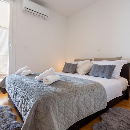 La Vista Apartment สปลิท ภายนอก รูปภาพ